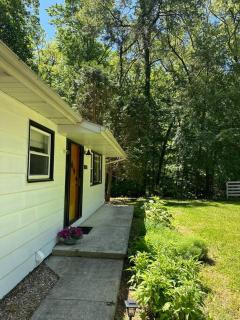 Blocks to Town, Game Room, Firepit, Huge Backyard - 1