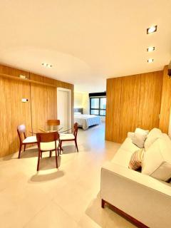 Um Luxo de Vista, Lindo Closet e Móveis Assinados - 9