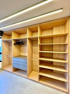 Um Luxo de Vista, Lindo Closet e Móveis Assinados - Campo Grande - 3