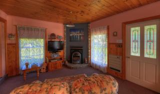 Rosebank Cottage Collection - Smithton - 6