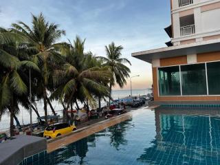 Nana Chat Bangsaen Hotel - Si Racha - 1