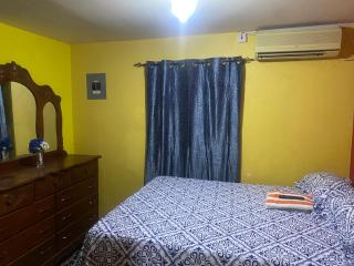 Dignified Luxury - Kingston - 1