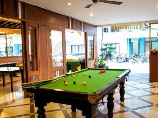 Triple Rund Place Hotel - Patong - 2