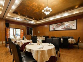 Royal Garden Hotel - 1