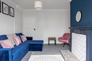 Spacious and Homey 3 BR home - 1
