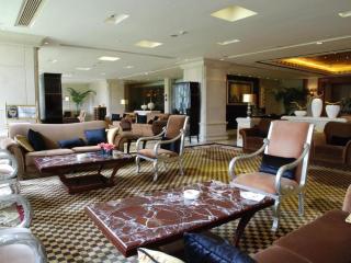 Grand Land Hotel - 8