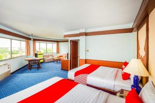 OYO 441 Grand Thara Hotel - Suratthani - 2