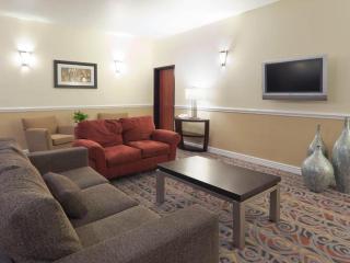Holiday Inn Express Hotel & Suites Bakersfield Central By IHG - Bakersfield - 9