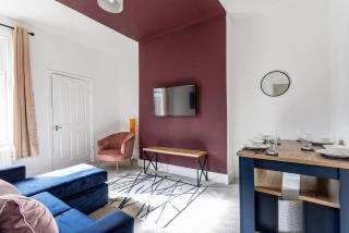 Comfortable Stay At 2 Br House - South Shields - 7