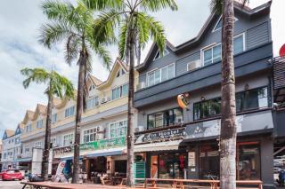 OYO 1074 Fin Hostel - Strand Patong - 4