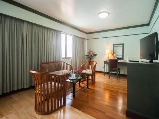 Grand Plaza Hotel - 9