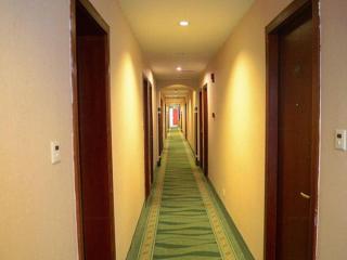 GreenTree Inn Zhejiang Ningbo Exhibition and Convention Center Bus East Station Express Hotel - 4