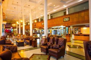 NH Elegant Hotel - 9