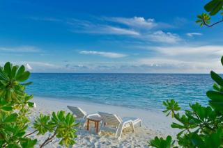 Angaga Island Resort and Spa - Theluveligaa - 6