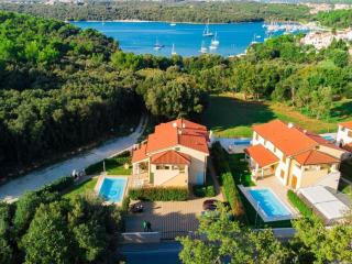 Lorena Comfortable holiday residence - Banjole - 2