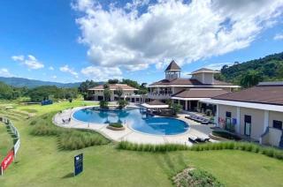 Royal Hills Golf Resort and Spa - Nakhon Nayok - 1