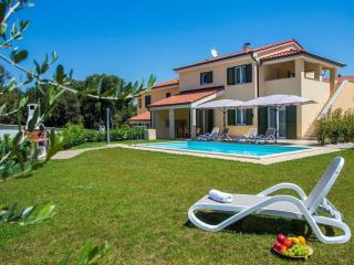 Lorena Comfortable holiday residence - Banjole - 0