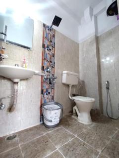 Modern efficient Studio flat with equipped Pantry - Indore - 1
