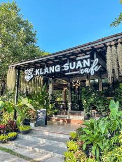 Baan Klang Suan Resort - 4