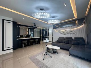 New Mount Austin Swarovski Design 15 pax condo - Johor Bahru - 9