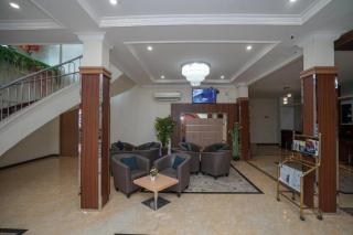 OYO 987 Hotel Bina Darma - Palimbão - 9