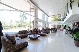 The Ritz Hotel at Garden Oases (Multiple-Use Hotel) - Davao - 8