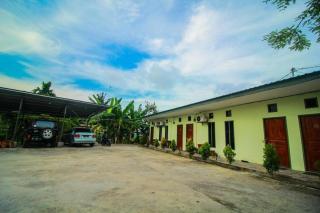 OYO 1596 Taman Homestay Syariah - 9