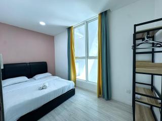 reSTARY - Blue Game, Sutera Avenue Infinity Pool - Imago Opposite - KK City- 2BR,5Pax 来沙旅 蓝色复古游戏主题公寓 - 无边际日落海景泳池 - Imago商场对面 - KK市中心 - 2房5人 - Kota Kinabalu - 6