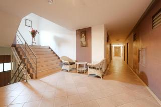 OYO 506 Inter Place - 6