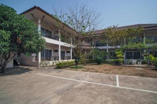 Super OYO 662 Malee Bunga Hotel - Si Racha - 3
