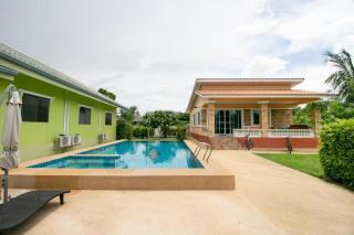 OYO 949 Sansuk Resort Paknampran - Pran Buri - 1