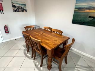 Jubilee Apartment 08 - Bring your own linen - 9