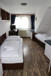Hotel Pension Graf - 9