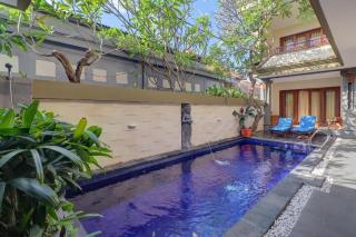 OYO Life 92852 Singgah Hotel Legian - Legian - 0