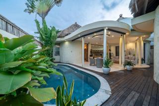 Villa Coccoos II Spacious 2BR Pererenan Canggu - Tumbak Bayuh - 1
