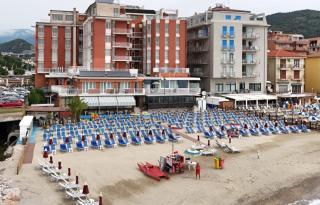 Hotel & Residence Stella Maris - Pietra Ligure - 0