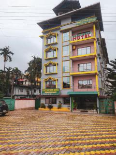 Green Wood Hotel - Siliguri - 8