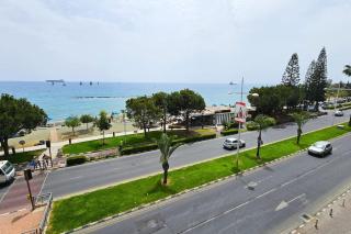 Molos Beachfront City-Centre - 7