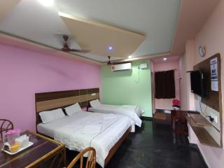 Sri Murugan Beach Paradise Hotel - Mamallapuram - 3