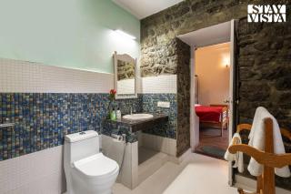 StayVista at House of Hive - Garden, BBQ and Heater - 3