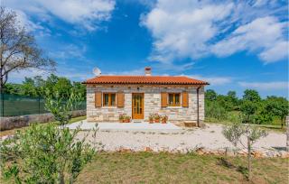 Beautiful Home In Zminj With Kitchen - Žminj - 9