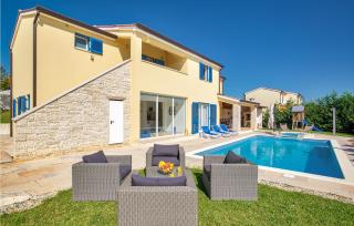 Amazing Home In Naselje Muzini - Tomišići - 9