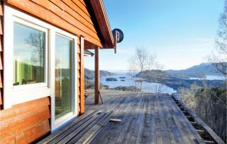 Øvre Hyttefelt - Holmefjord - 0
