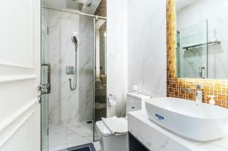DeLux Best Central D1,3Bedrooms,2 Bath,Pool,Gym - Ho Chi Minh - 9