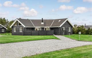 Four-Bedroom Holiday Home In Skjern - Halby - 2