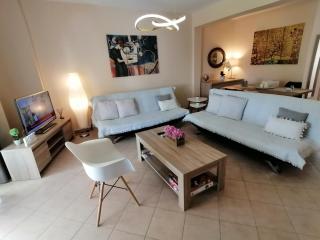 Bella Casa - Néa Péramos - 2