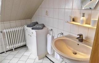 Nice Apartment In Osterbruch With Wifi - 5
