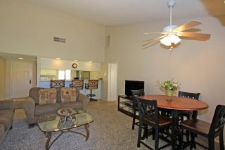 PS631 - Horse Shoe Circle - Meredith Lodging - Palm Desert - 6
