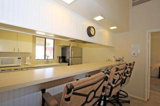PS631 - Horse Shoe Circle - Meredith Lodging - Palm Desert - 3
