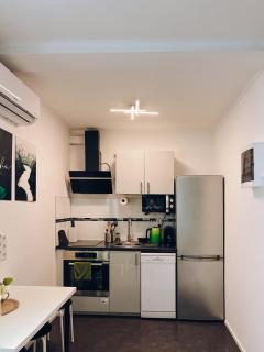 Neuwertiges Apartment mit Kostenlose Privatparkplatz auch für Transporter geeignet R1 - 7